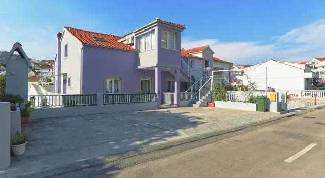 Apartments Borčić, Prenota Appartamento Città di Lesina 