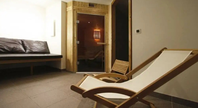 Plush Apartment in Les Deux-alpes With Balcony