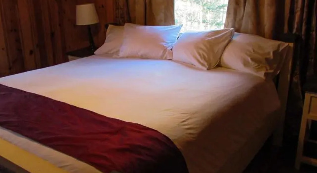 Номер Deluxe Red Leaf River Inn