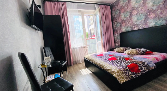 Номер Comfort с балконом Отель Плюс
