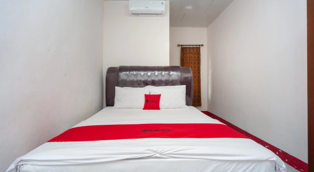 RedDoorz Syariah near Tugu Juang Jambi 3, Book Hotel Cheap Hotels in Sumatra