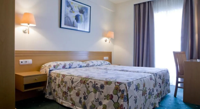 Двухместный номер Standard Hotel Zaragoza Plaza