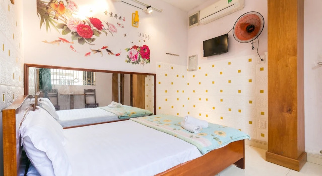 Phuong Hai Quynh by OYO Rooms, Забронировать Отель Го Вап Хошимин