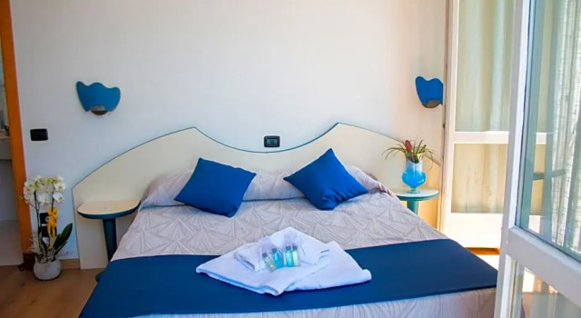 Двухместный номер Standard с видом на озеро Hotel Torre Imperiale