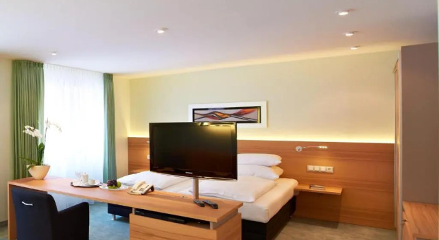 Полулюкс Deluxe Hirsch Hotel
