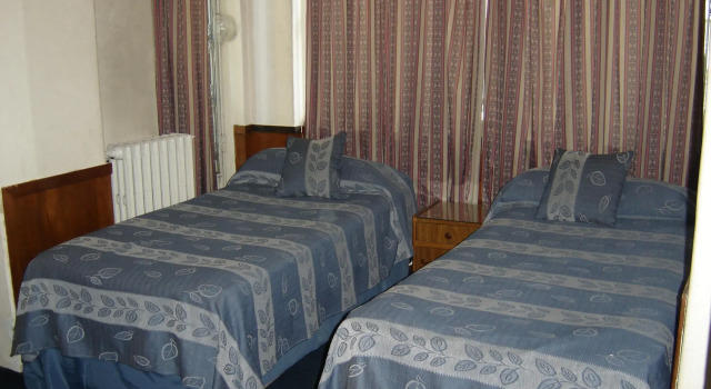 Chile, Rezerwuj Hotel Montserrat Buenos Aires