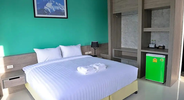 Двухместный номер Deluxe с балконом The Peak Boutique Hotel