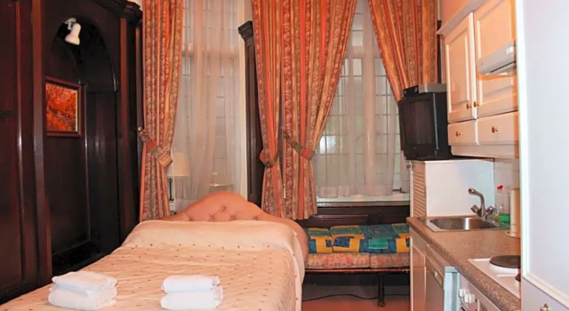 Студия Standard Kensington Court ApartHotel