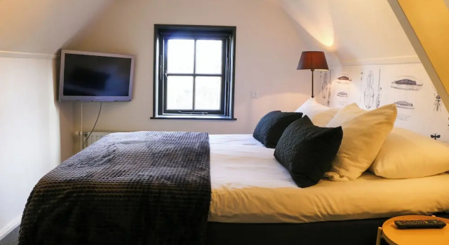 Номер Standard Мансарда с видом на сад Auberge de Campveerse Toren