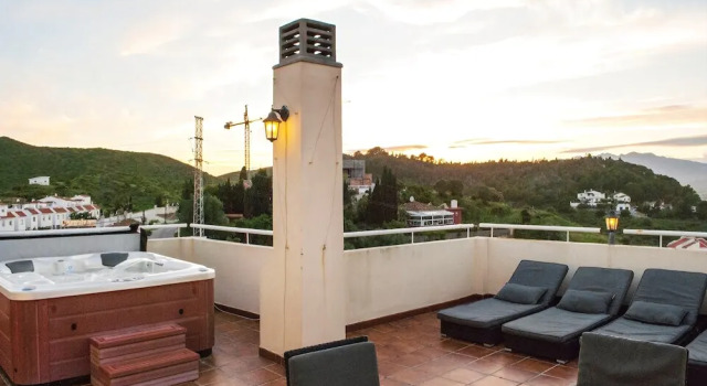 Grand Penthouse Ref 12, Забронировать Отель Отели Фуэнхирола 3 звезды, рядом с Salon Varietes Theatre, 3*