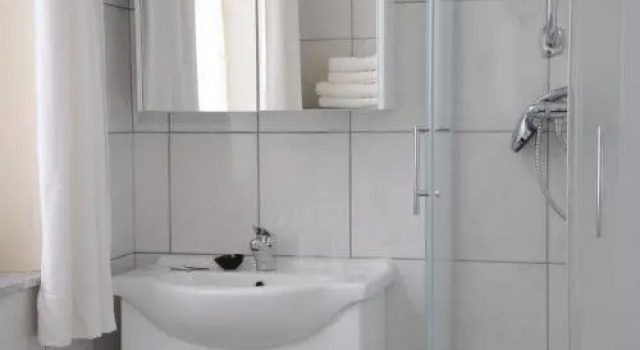 Hotel Beau Sejour, Rezerwuj Hotel Hotele w Bruksela z parkingiem, Parking