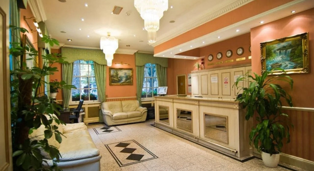 Alexandra Hotel