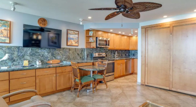 Апартаменты The Penthouse at Hale Pau Hana