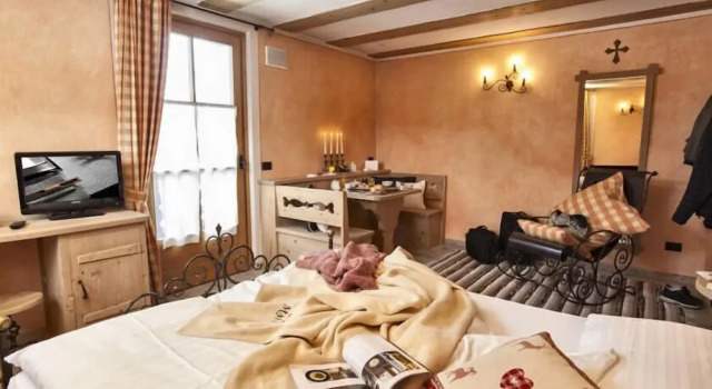 Трёхместный полулюкс Chalet Mattias