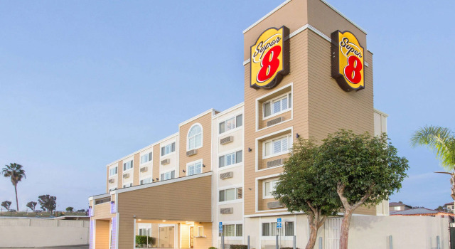 Super 8 by Wyndham National City Chula Vista