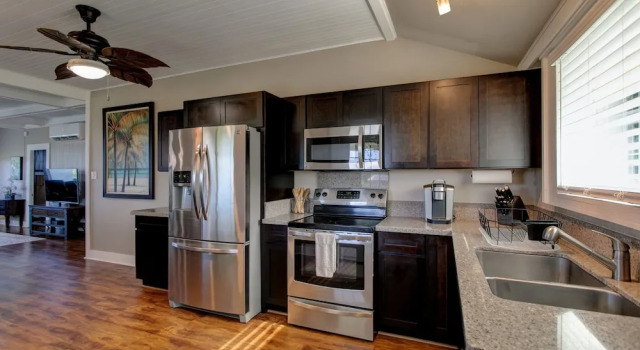 Коттедж Makani Ea Home 2 Bedroom Home by RedAwning