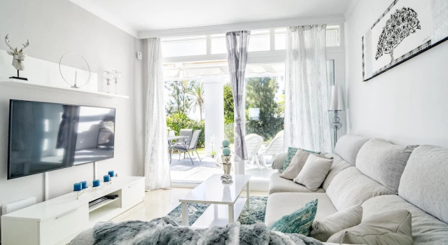 LT - Cozy 2 bedroom apartment in La Quinta