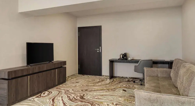 Двухместный полулюкс Ramada by Wyndham Bucharest Otopeni Airport