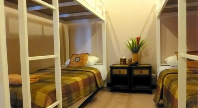 Кровать в общем номере Teeraya Boutique Guesthouse - Hostel