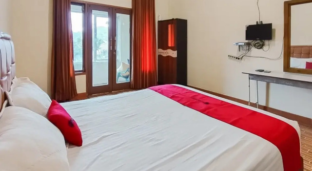 Номер Deluxe OYO 93264 Penginapan Syari'ah Berlian