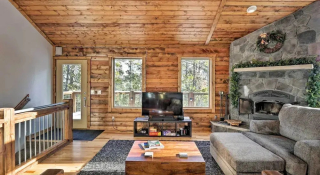 Коттедж Luxury Mountain Getaway in Fairplay w/ Deck