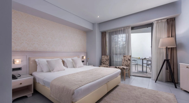 Полулюкс Habitat Hotel