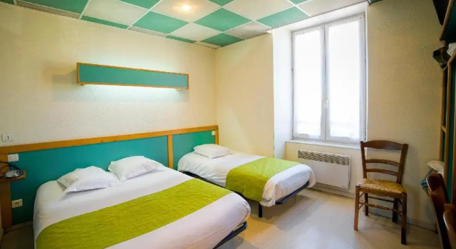 Hotel de la Gare, Buchen Sie Hotel Sévérac d'Aveyron 