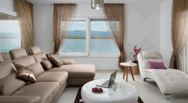 Апартаменты Royal Apartments Vista Royal