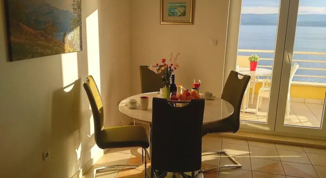 Apartment Ruzmarina, Rezerwuj Apartament Marusici Split Region