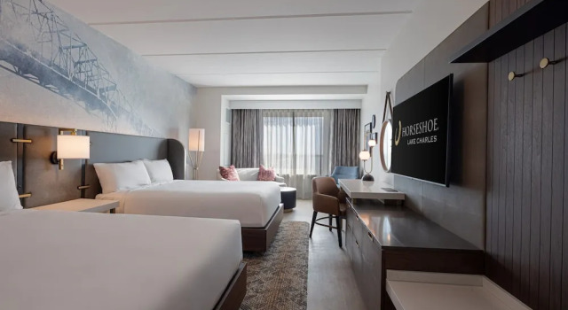 Четырёхместный номер Deluxe Horseshoe Lake Charles Hotel & Casino - A Caesars Rewards Destination