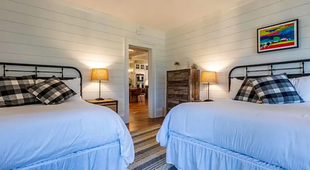 Апартаменты The Barnstead Inn