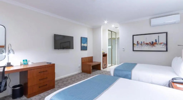 Четырёхместный номер Premium Holiday Inn - Johannesburg Sunnyside Park by IHG