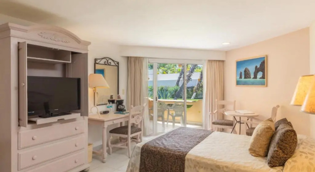 Четырёхместный номер Standard с видом на сад Posada Real Los Cabos