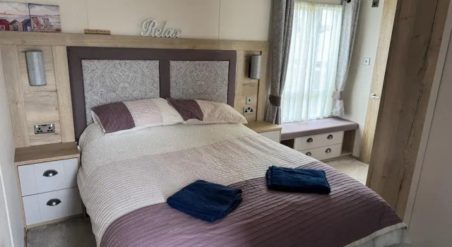 Luxury 2 Bedroom van Pets go Free, Varaa Hotelli 3 tähden hotellit kohteessa Merseyside, 3*