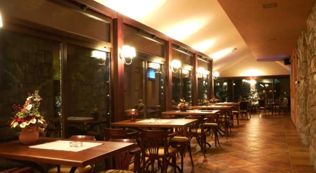 Vila Pina, Buchen Sie Hotel Čajetina 