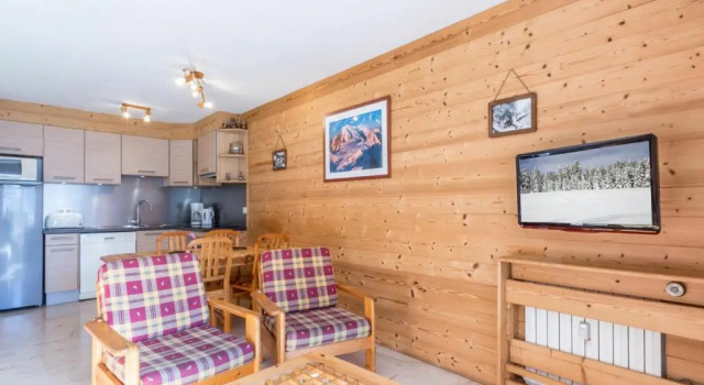 Appartement La Clusaz, 2 pièces, 4 personnes - FR-1-304-14