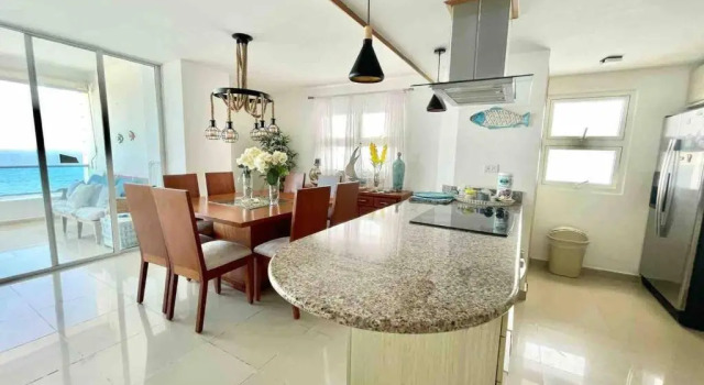3 Bedrooms At Marbella Beachfront Juan Dolio, Забронировать Апартаменты/квартира Отели Сан-Педро-де-Макорис с парковкой, Парковка