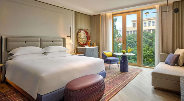 Fairmont Hanoi, Rezervovat Hotel Hotely v Ha Noi Municipality s bazénem, Bazén