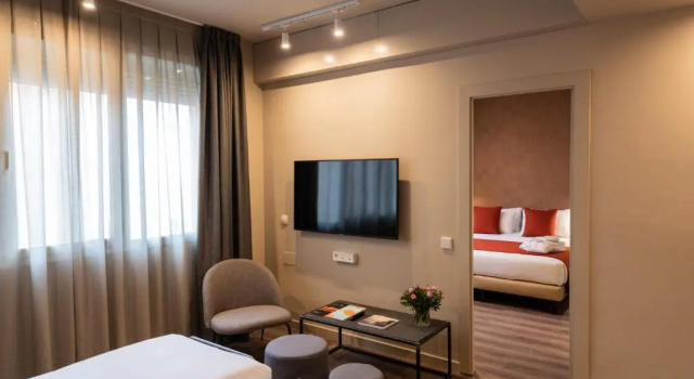 Трёхместный номер Standard Atenea Rekord Suites Barcelona