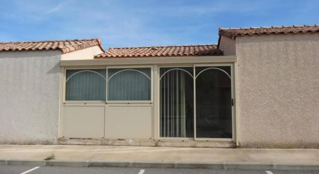 Maison Fleury-Saint-Pierre-la-Mer, 3 pièces, 6 personnes - FR-1-229D-541, Book Hotel Hotels in Fleury with Parking, Parking