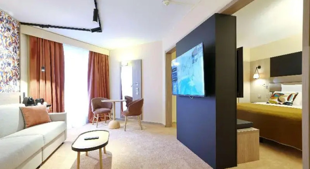 Полулюкс Standard Mercure Grenoble Centre Porte des Alpes