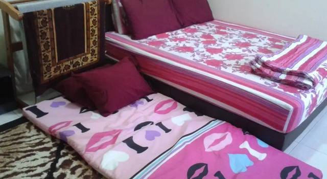 Вилла Deluxe с 4 комнатами с видом на сад HomeStay RoomStay Klebang Melaka