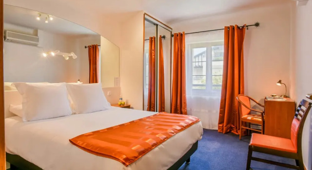 Двухместный номер Superior Logis Hotel & Restaurant Bergeret Sport