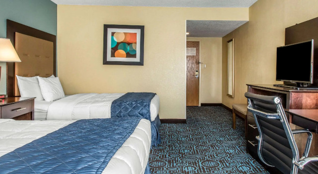 Четырёхместный номер Standard Regency Inn & Suites New London, Mystic