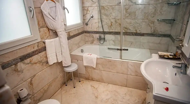 Полулюкс Standard Tunis Grand Hotel