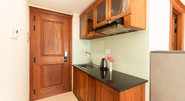 Семейный люкс с балконом Bao Son Apartment And Hotel