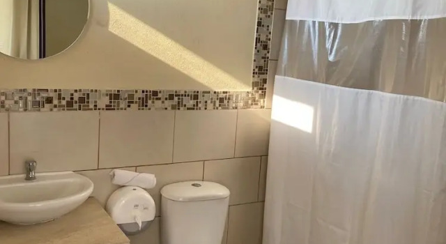Четырёхместный номер Standard с видом на сад Hotel Oasis del Pacífico