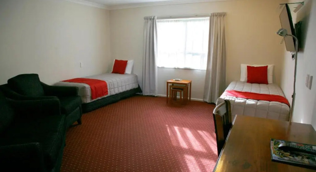Апартаменты Luxury Touchwood Motor Lodge