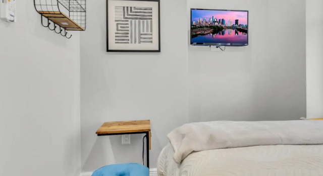 Студия Comfort Brewerytown Gem 1BR Apartment W Oxford