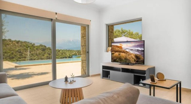 Villa Chriselia - 3 Bedrooms With Sea Access, Забронировать Вилла Коттеджи Меганиси, Коттедж